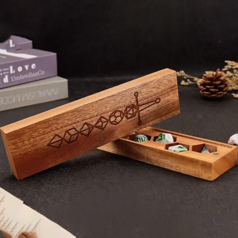 Magnetic walnut wood DND dice wooden box