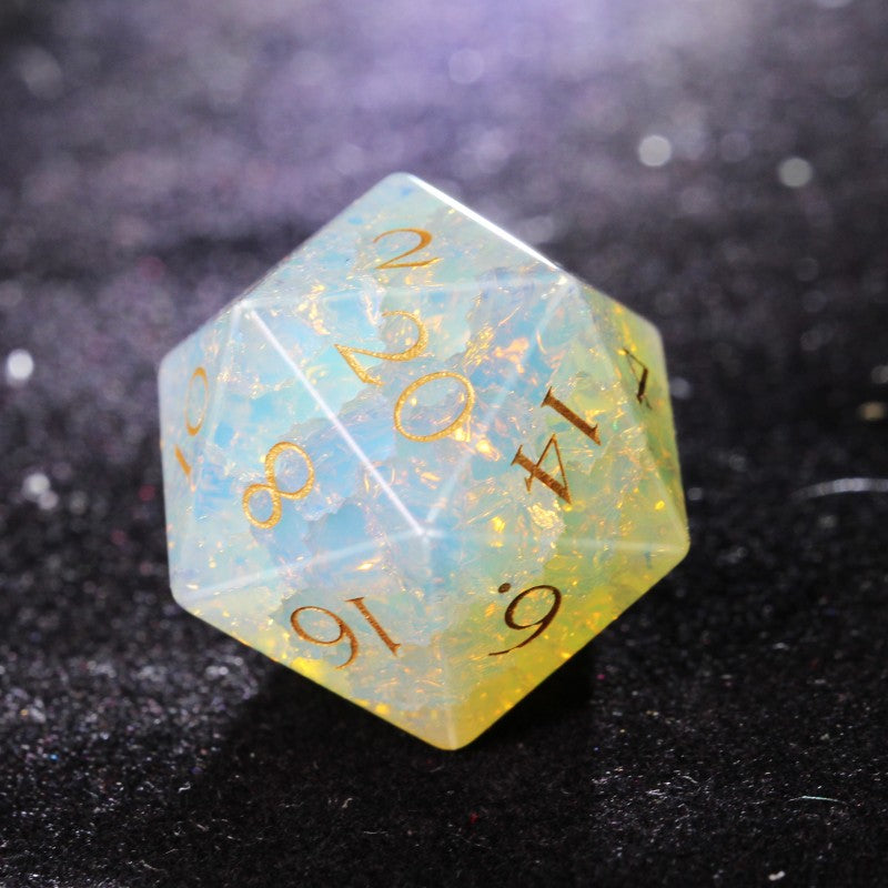 Explosive quartz dice D20